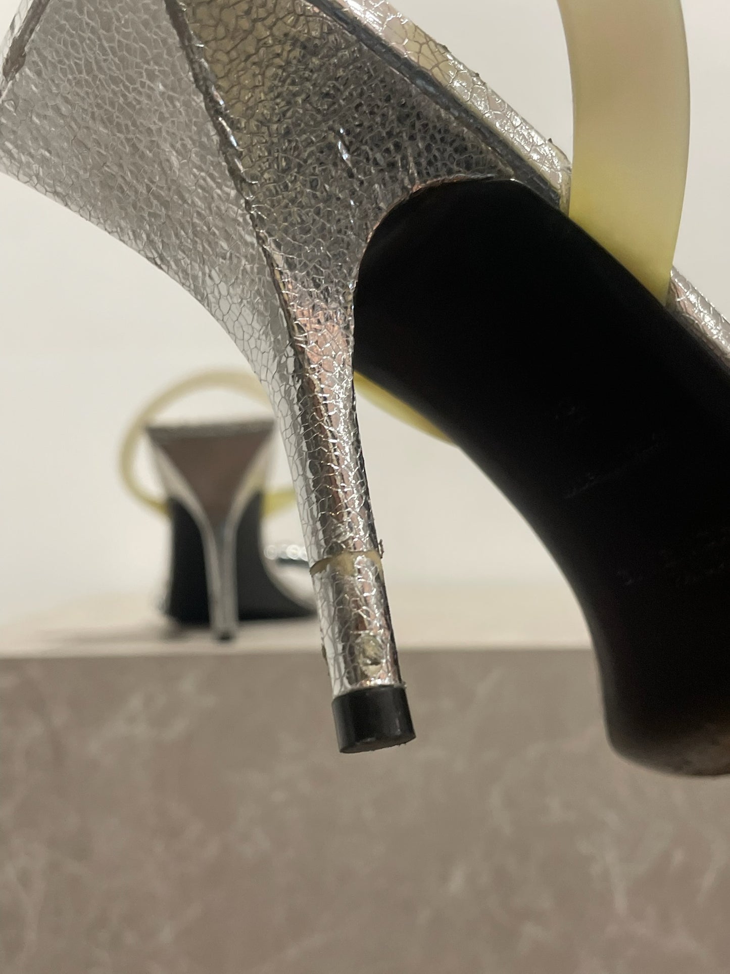 Sandales Givenchy argents T.38