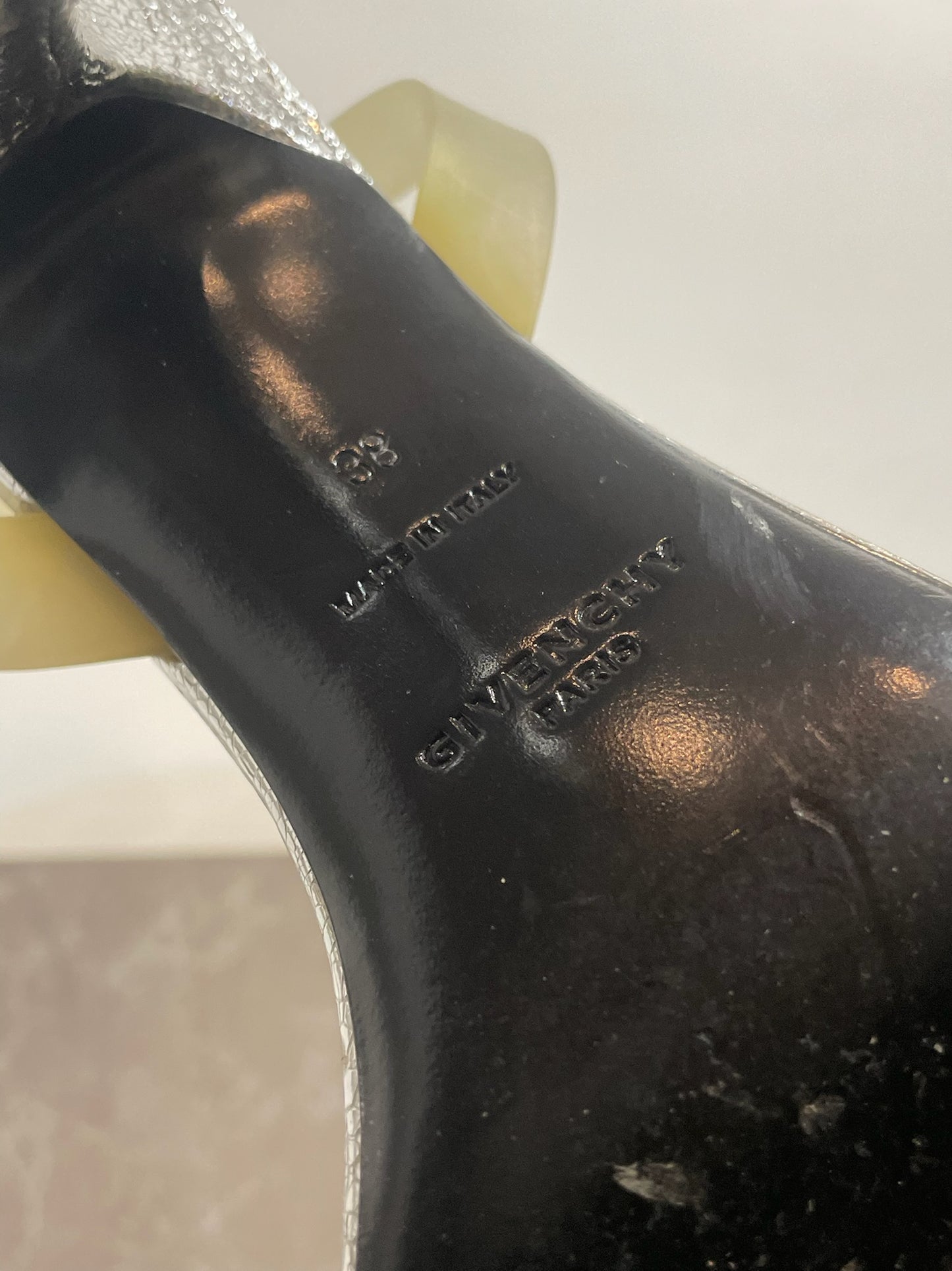 Sandales Givenchy argents T.38