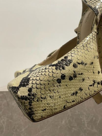 Sandales Bottega Veneta python T.38