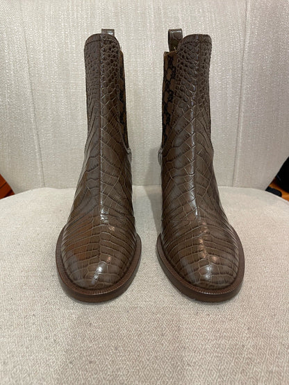 Boots Fendi marron T.40 NEUVES