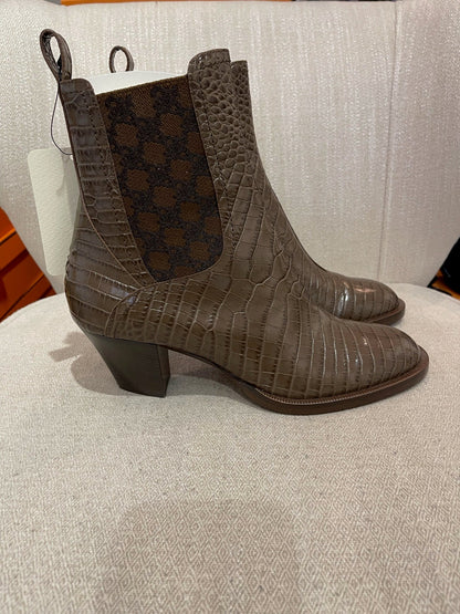 Boots Fendi marron T.40 NEUVES