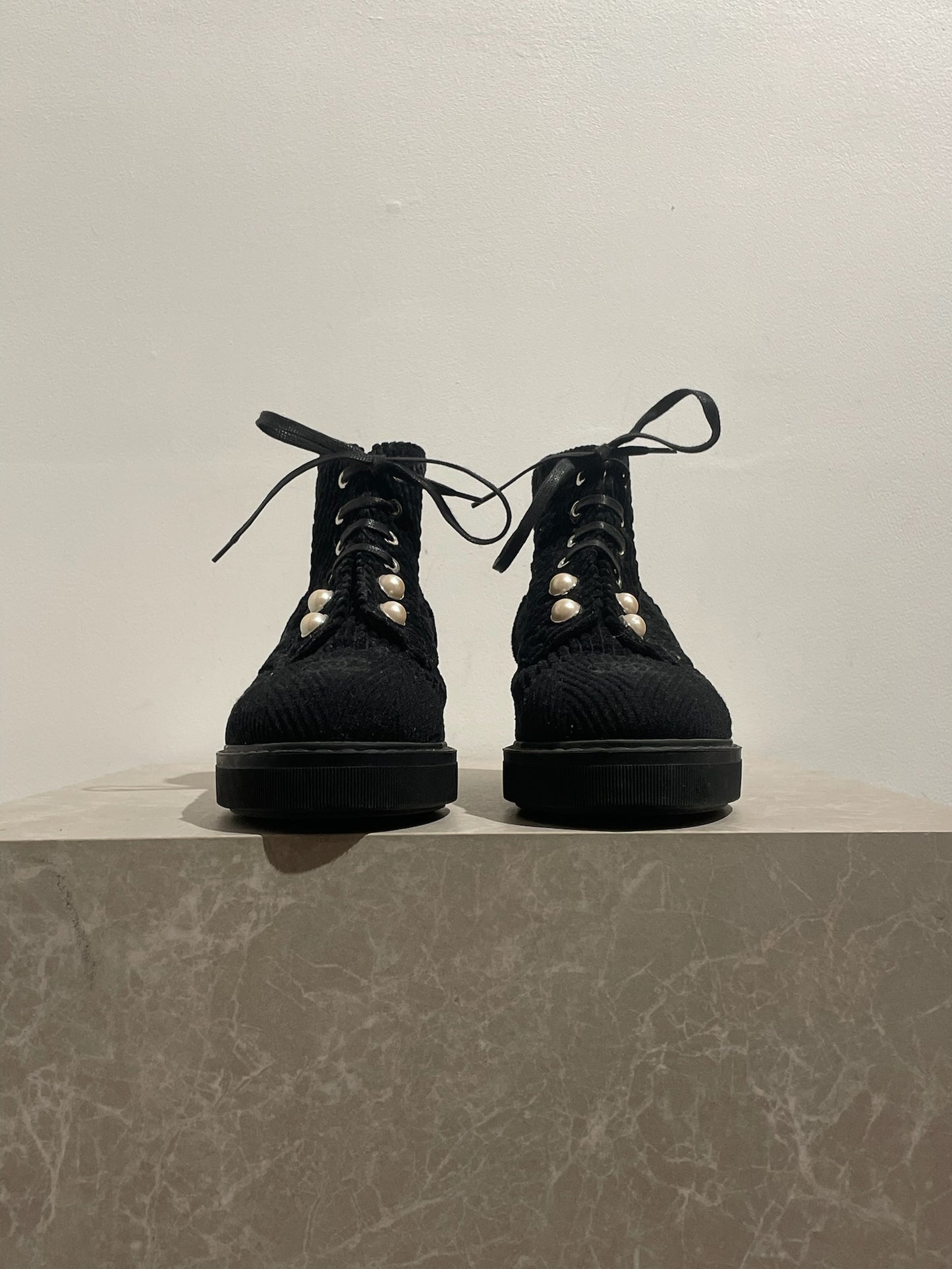 Bottines Chanel noires T.38