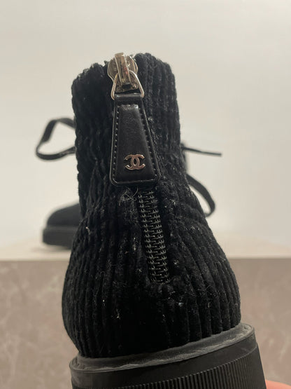 Bottines Chanel noires T.38