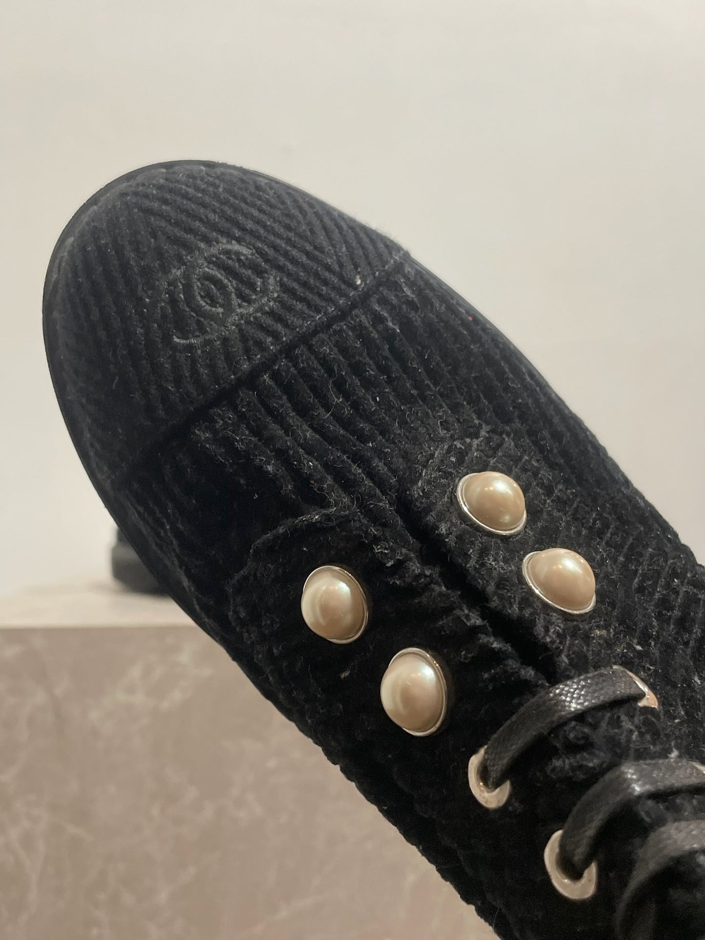 Bottines Chanel noires T.38