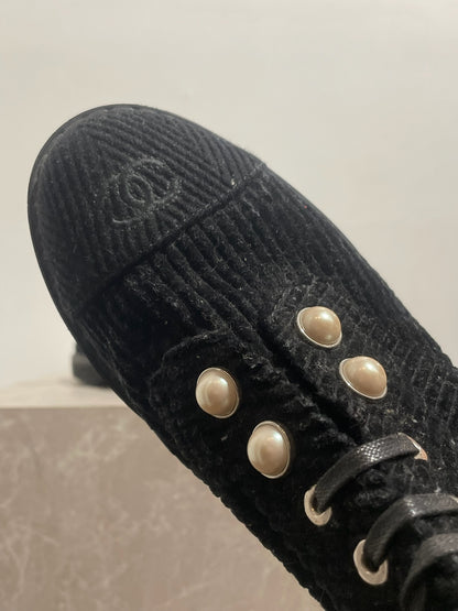 Bottines Chanel noires T.38
