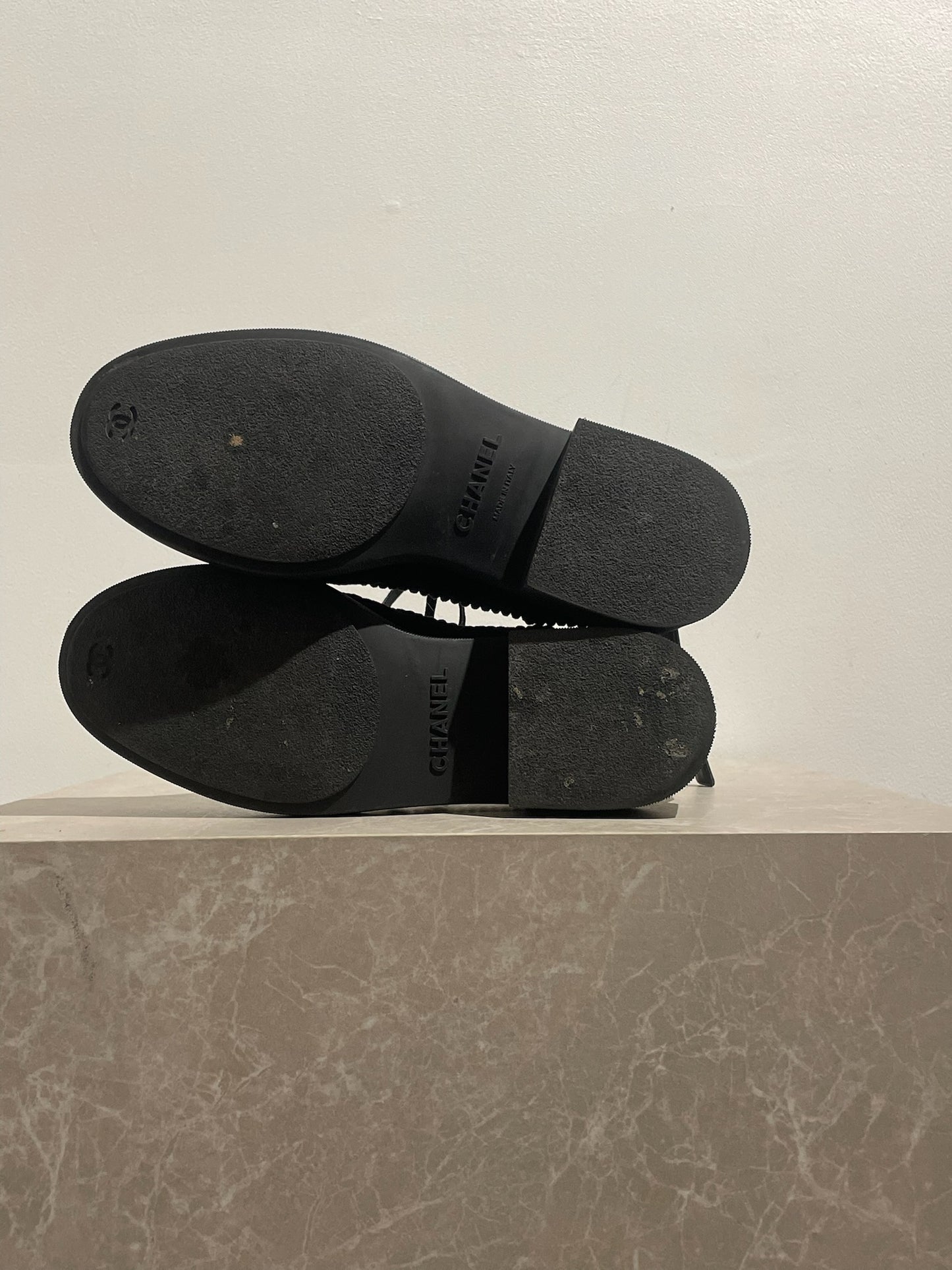 Bottines Chanel noires T.38