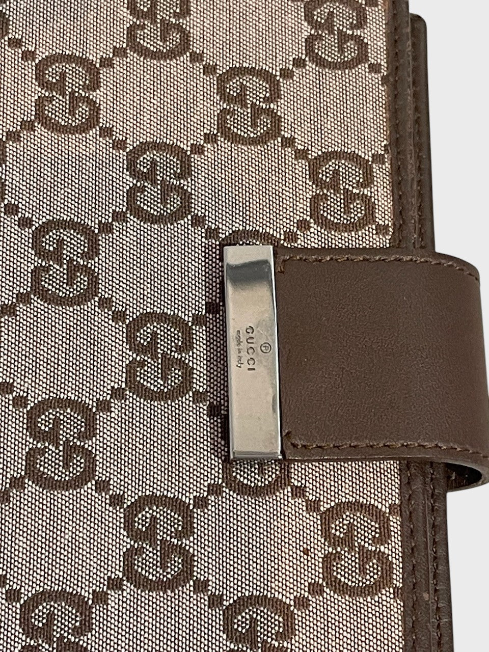 Carnet Gucci en toile GG