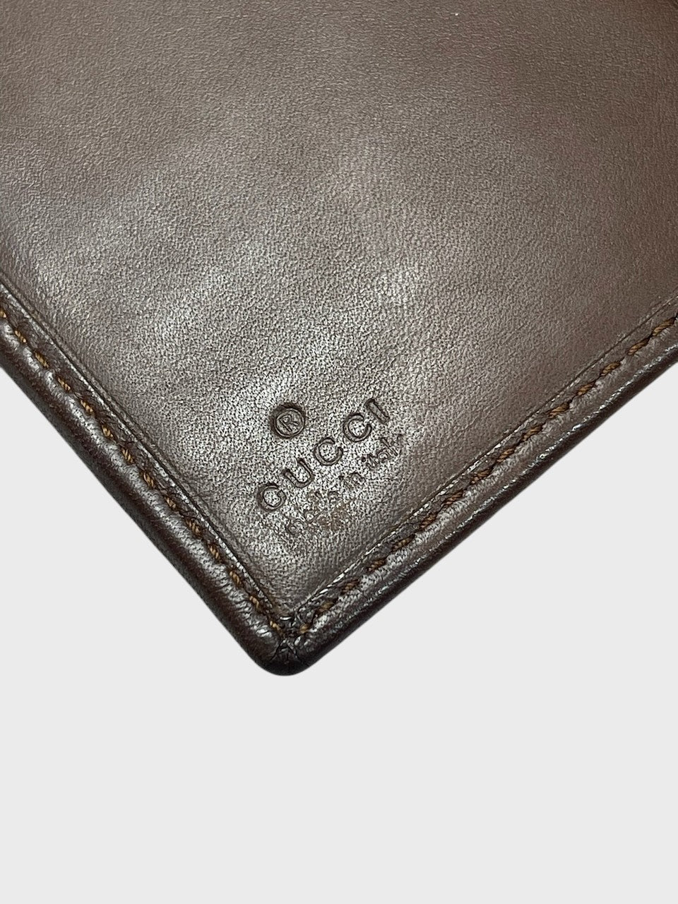 Carnet Gucci en toile GG