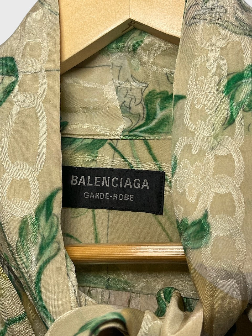 Chemisier Balenciaga beige T.36