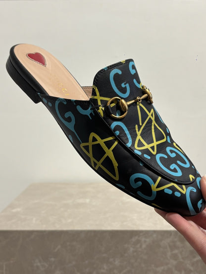 Mules Gucci Princetown Graffiti T.36,5