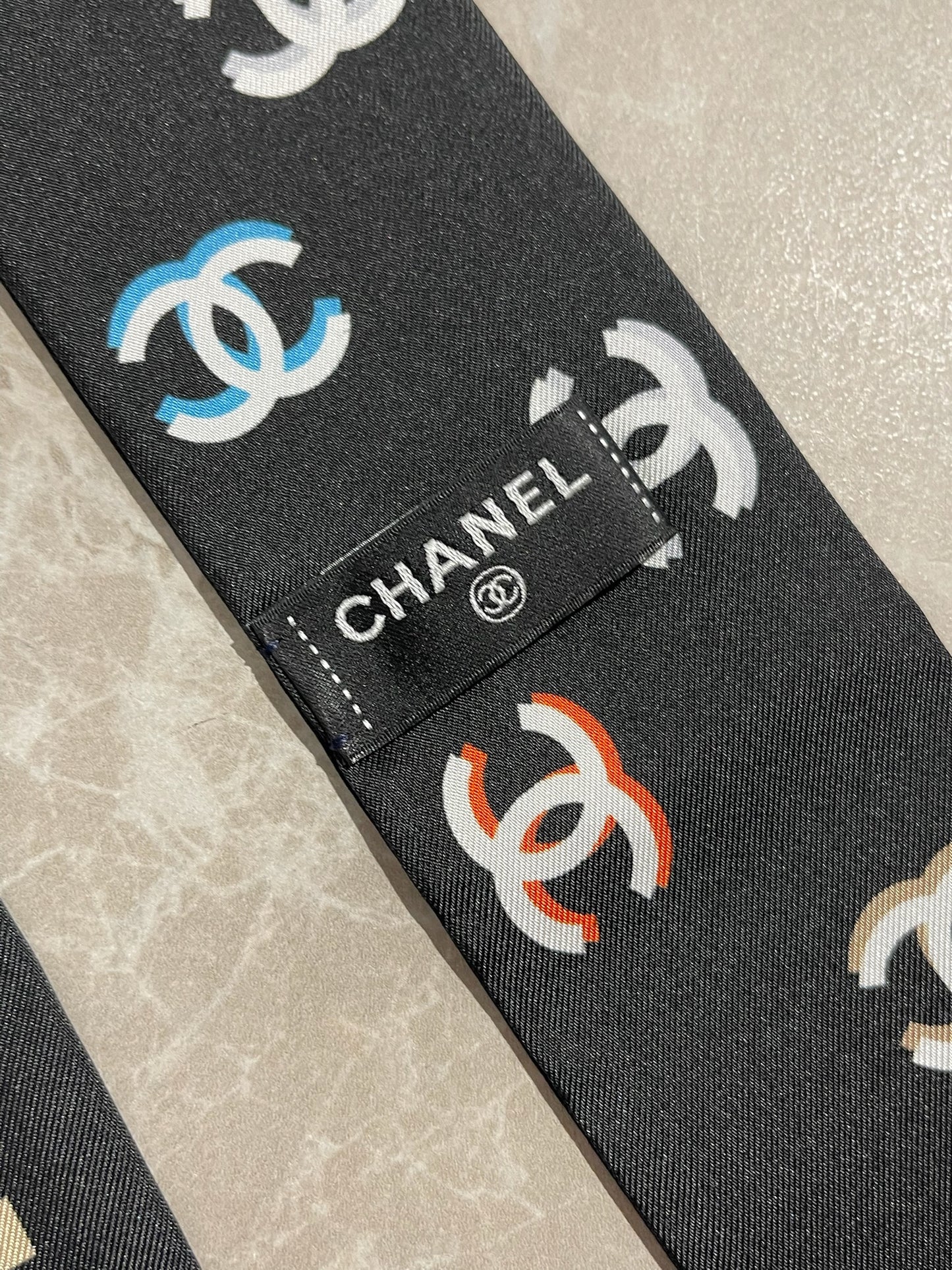 Foulard slim bandeau Chanel noir