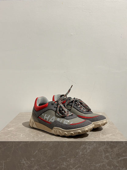 Baskets Chanel grises T.37