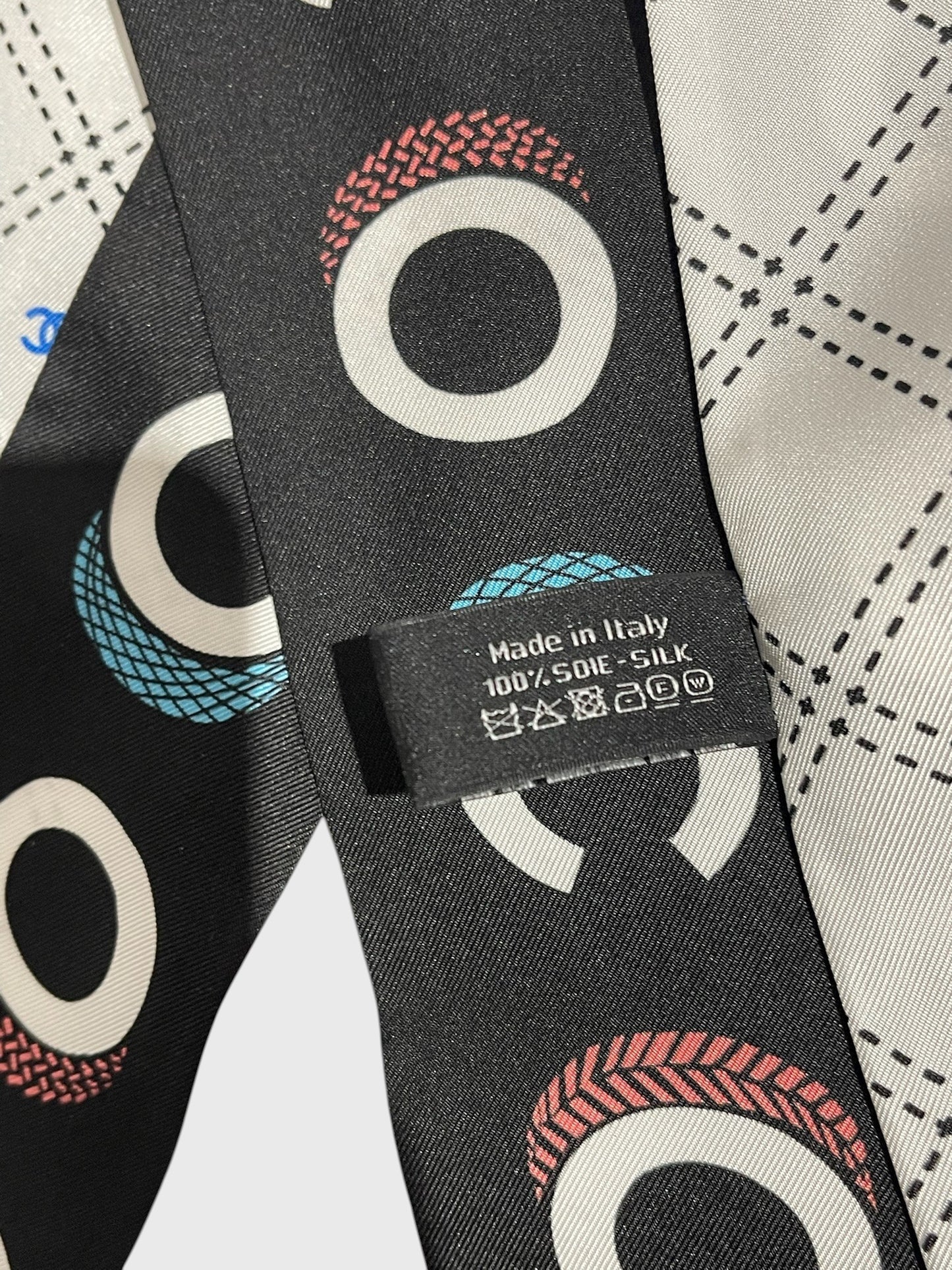 Foulard slim Chanel noir