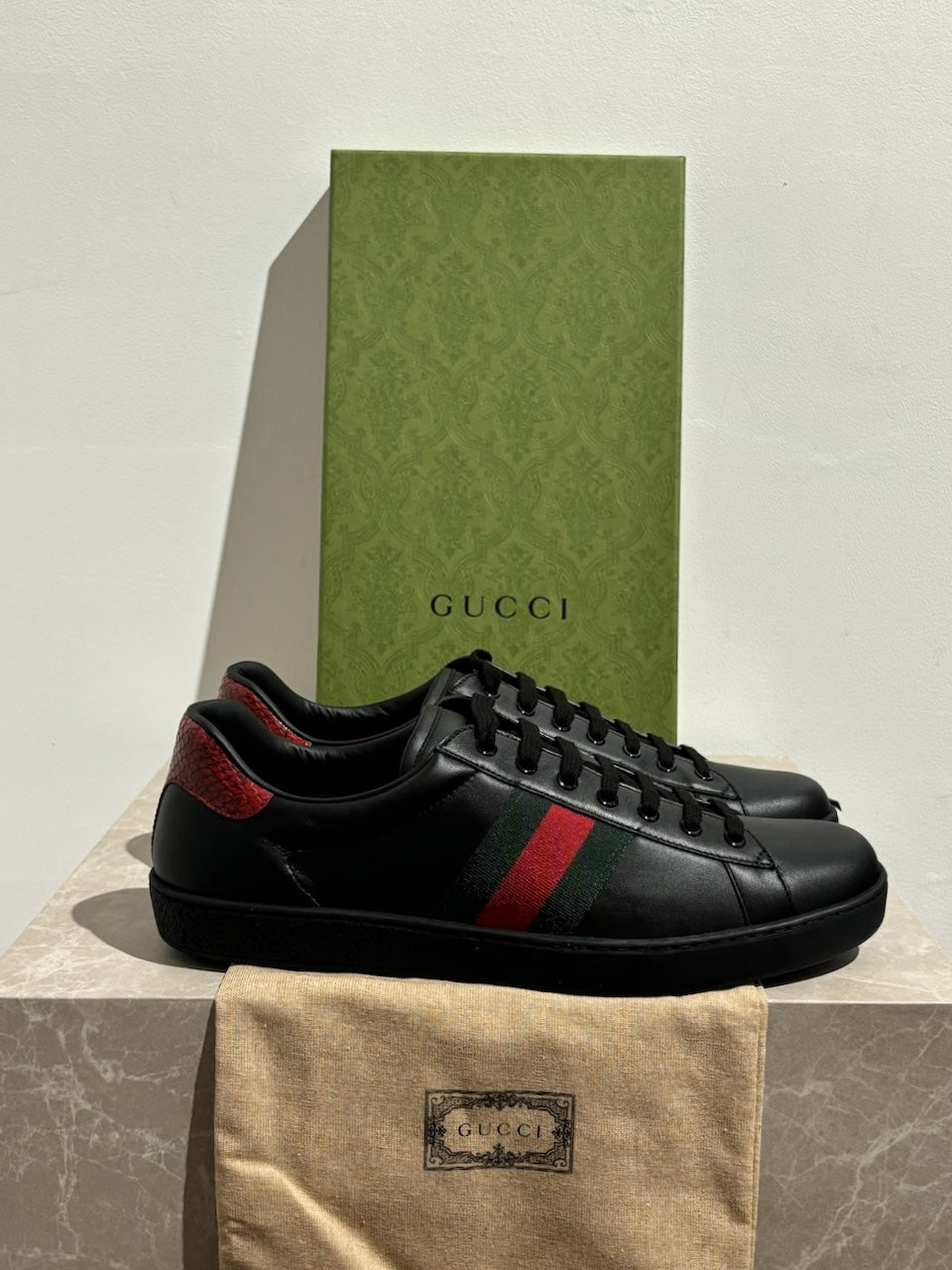 Baskets Gucci Ace noires T.45 NEUVES