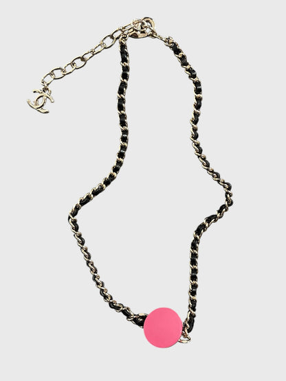 Collier Chanel chaine rose