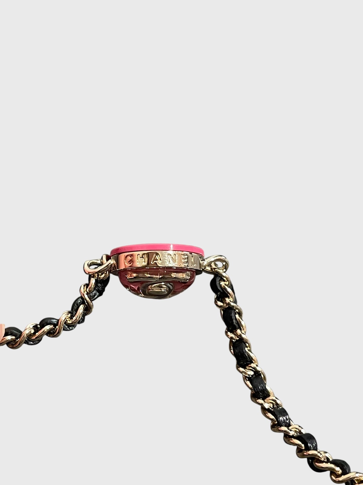 Collier Chanel chaine rose