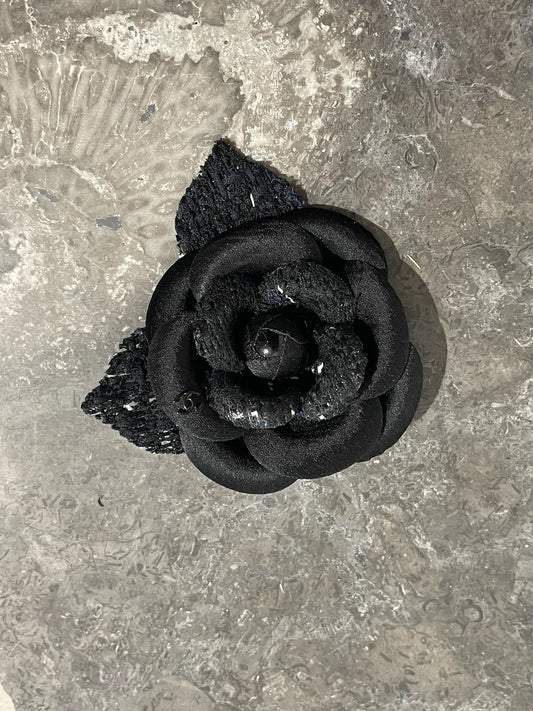Broche Chanel Camélia
