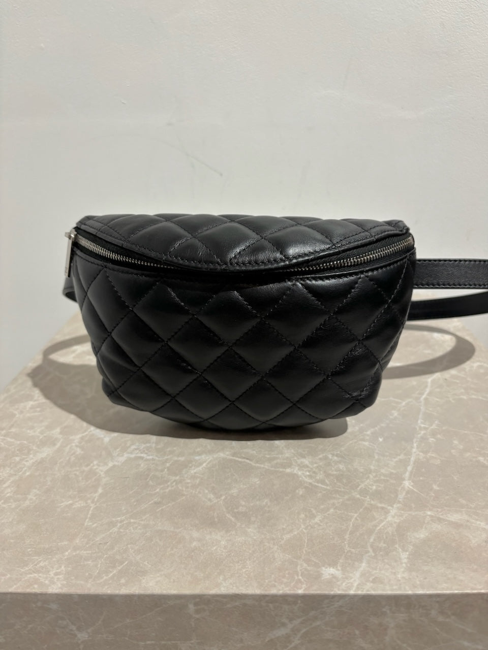 Sac ceinture Chanel noir