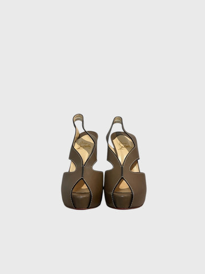 Escarpins Christian Louboutin camel T.37