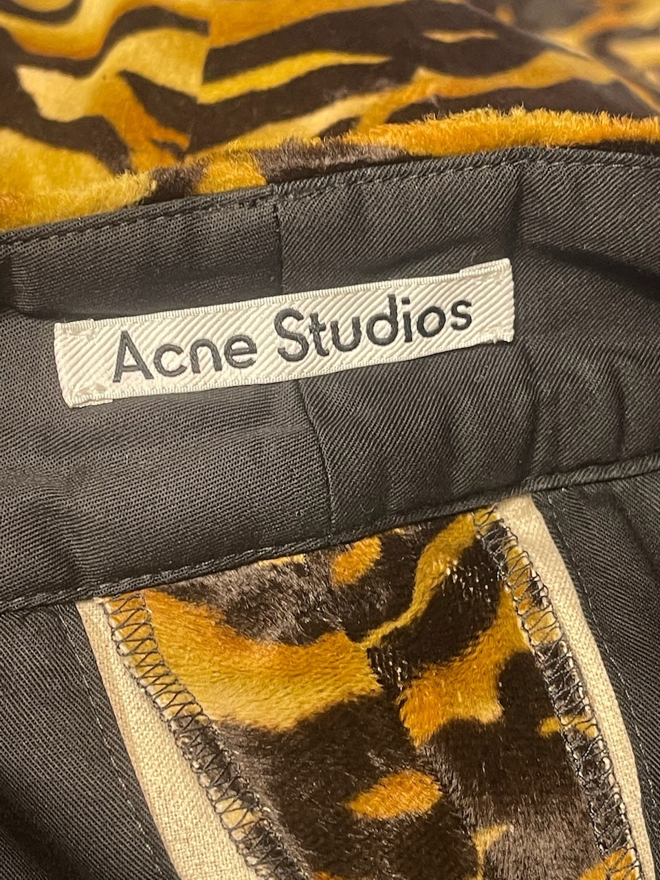 Pantalon Acne Studios imprimé T.34