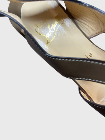 Escarpins Christian Louboutin camel T.37