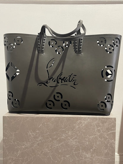 Sac Christian Louboutin Cabata gris