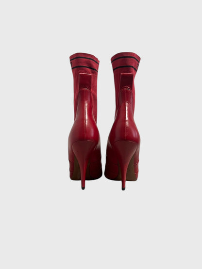 Bottines Fendi rouge T.37,5