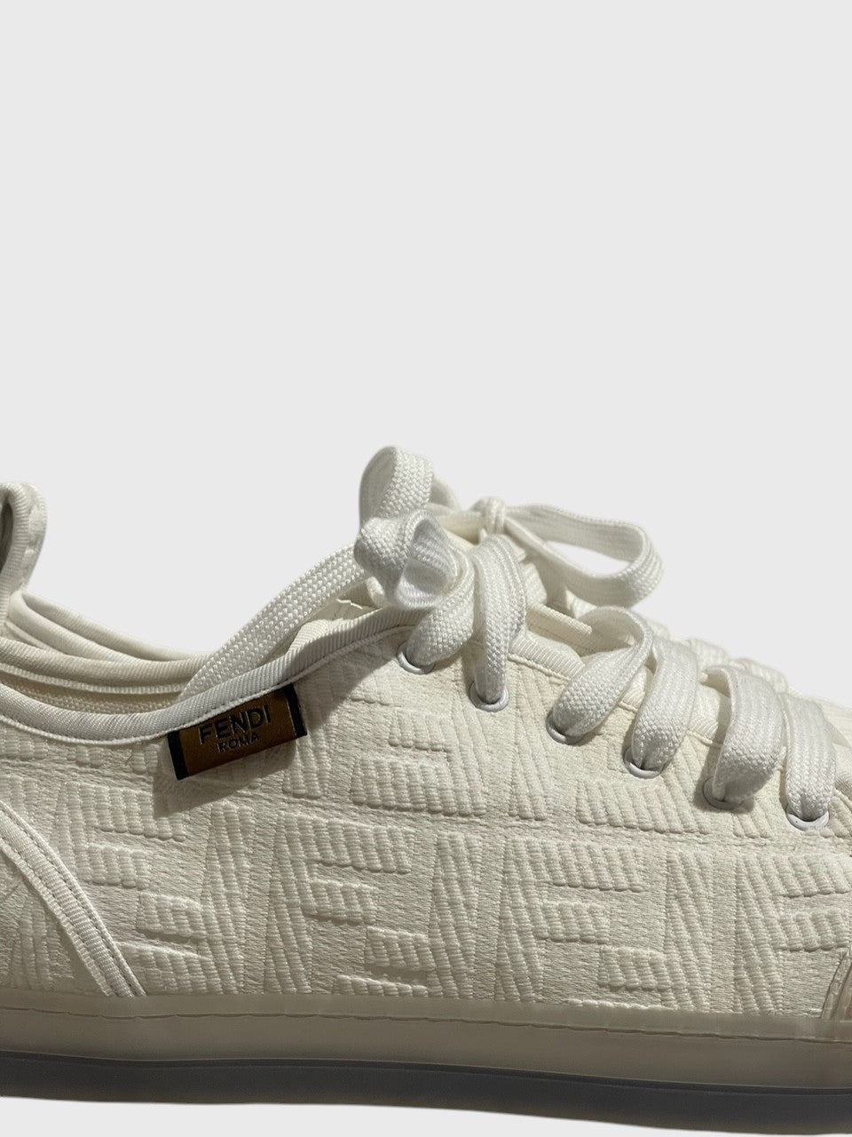 Baskets Fendi blanches T.42