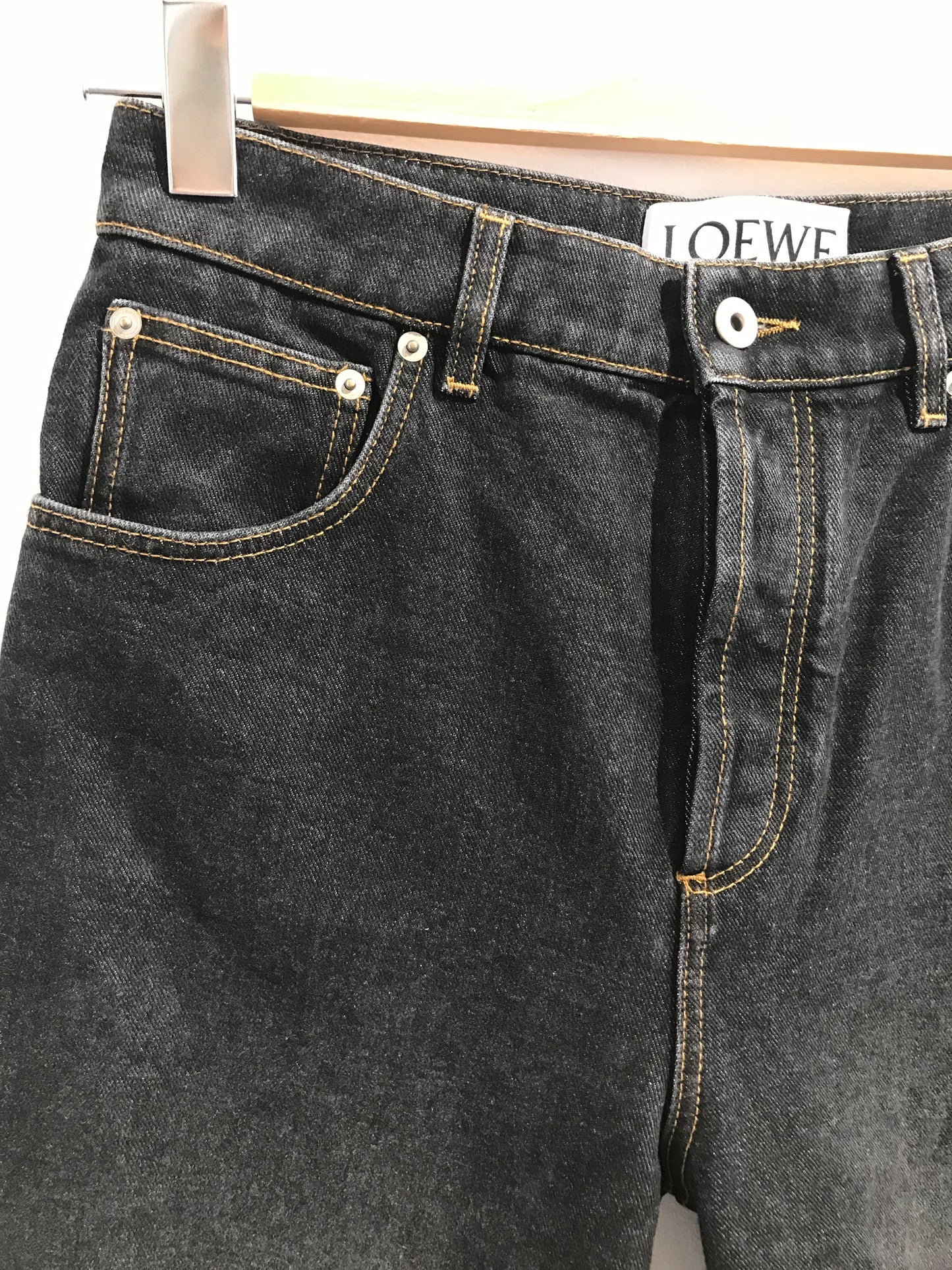 Jeans Loewe brut T.40