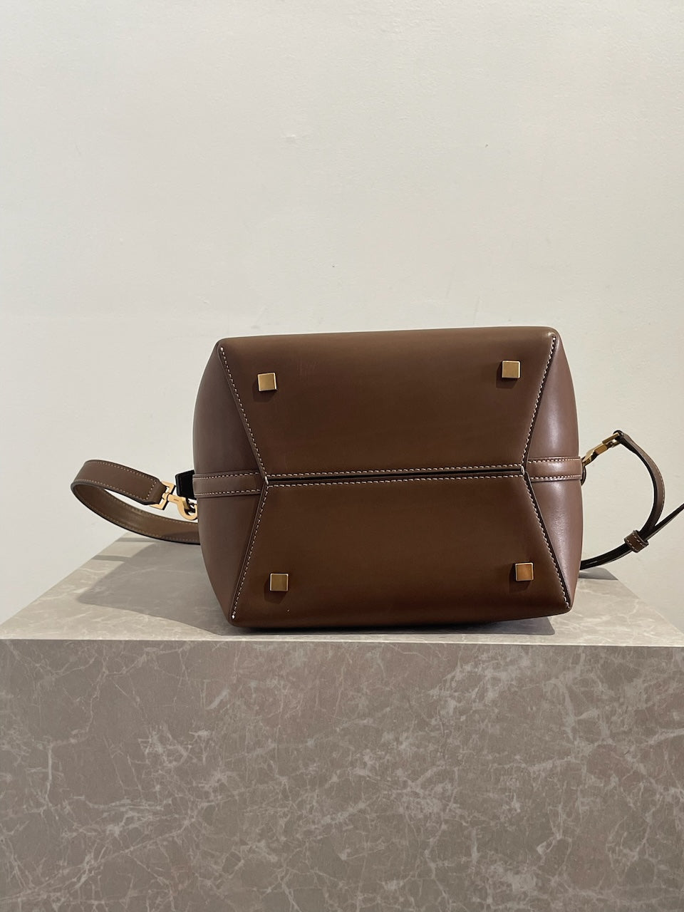 Sac Saint Laurent Le 37 Bucket NEUF