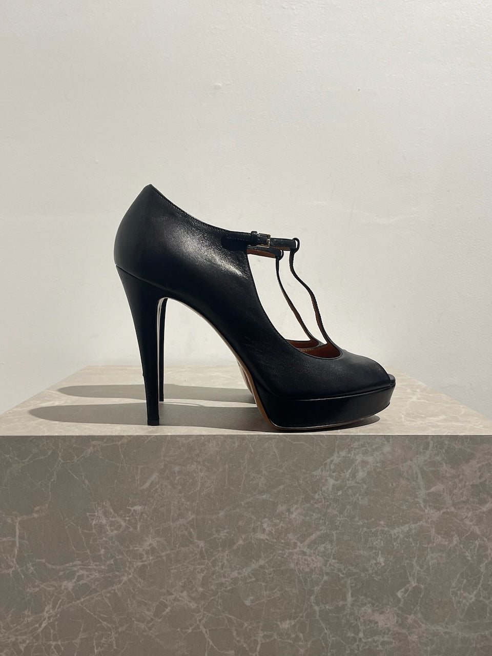 Escarpins Gucci noirs T.39,5