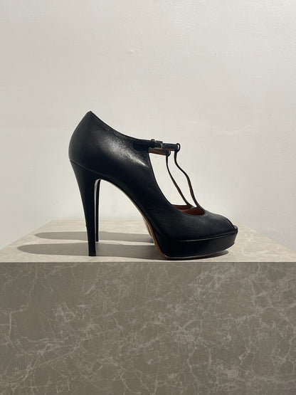 Escarpins Gucci noirs T.39,5