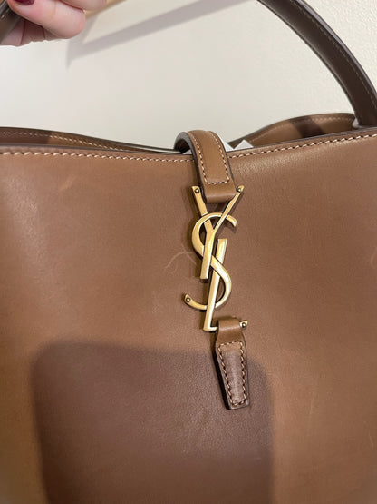 Sac Saint Laurent Le 37 Bucket NEUF