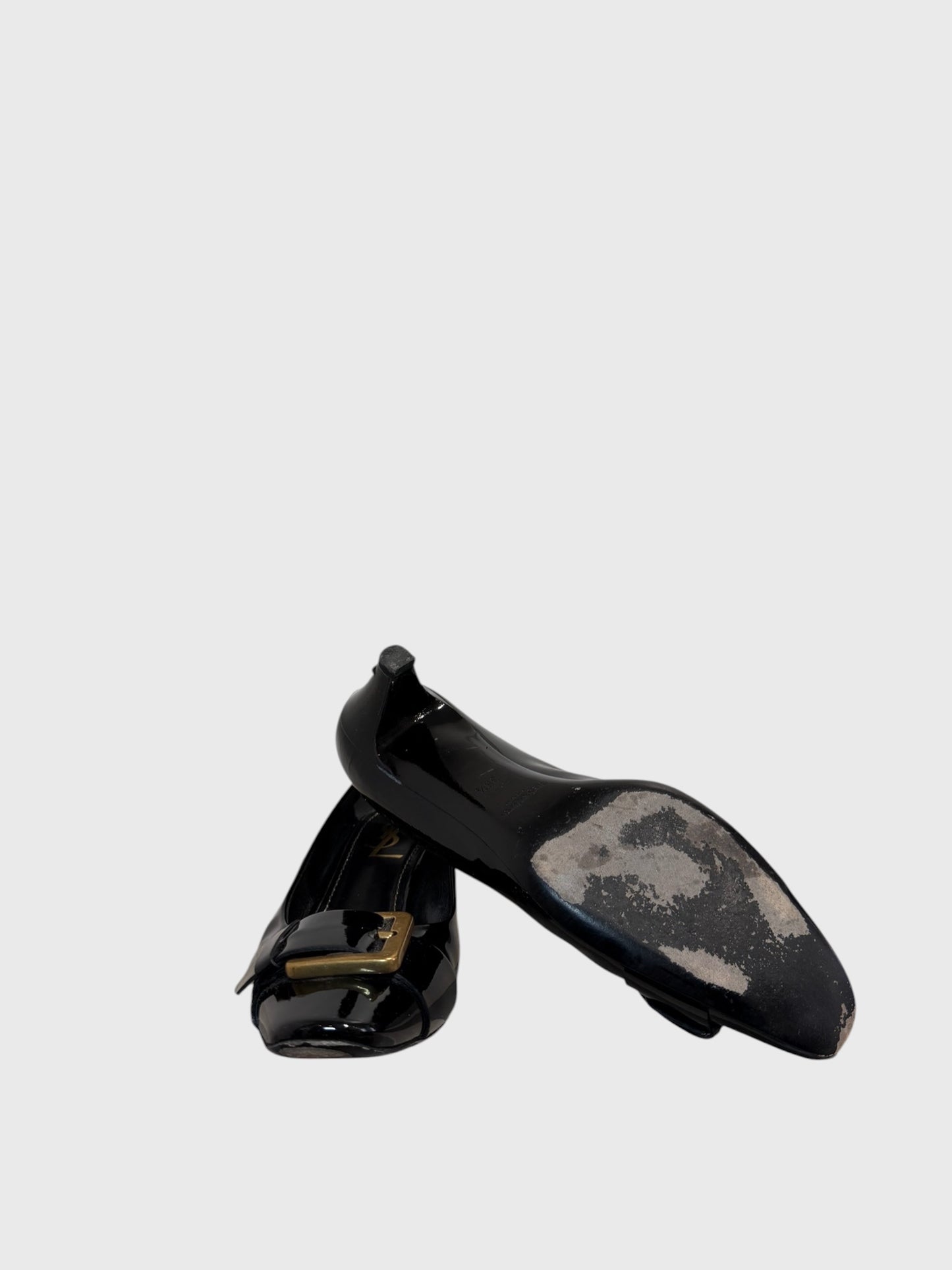 Escarpins Yves Saint Laurent noirs T.38,5