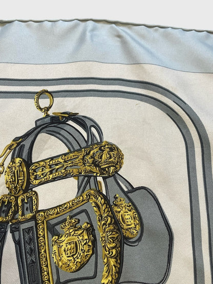 Foulard Hermès Brides de Gala bleu