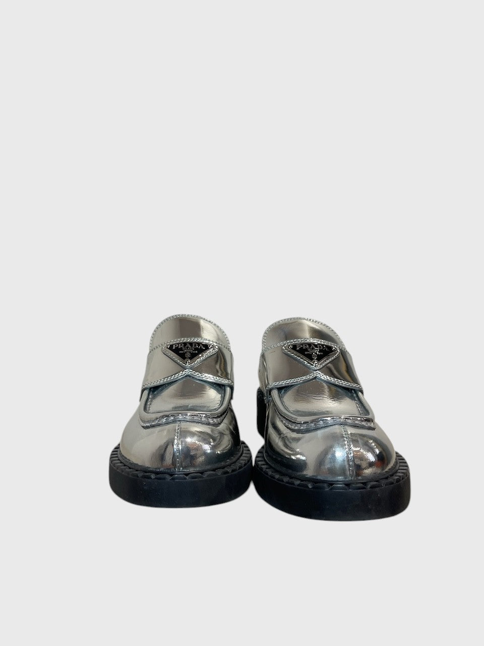 Derbies Prada argents T.35,5