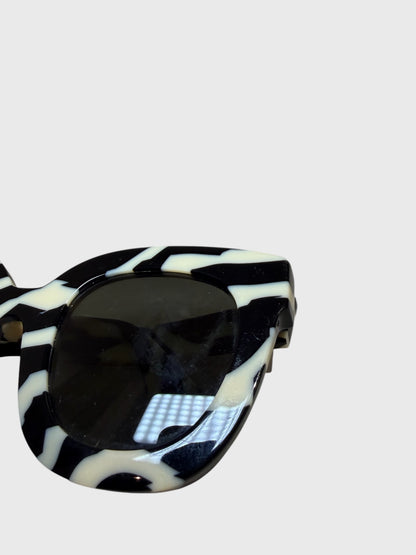 Lunettes de soleil Gucci zèbre