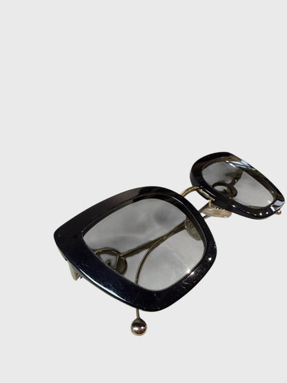 Lunettes de soleil Fendi noires