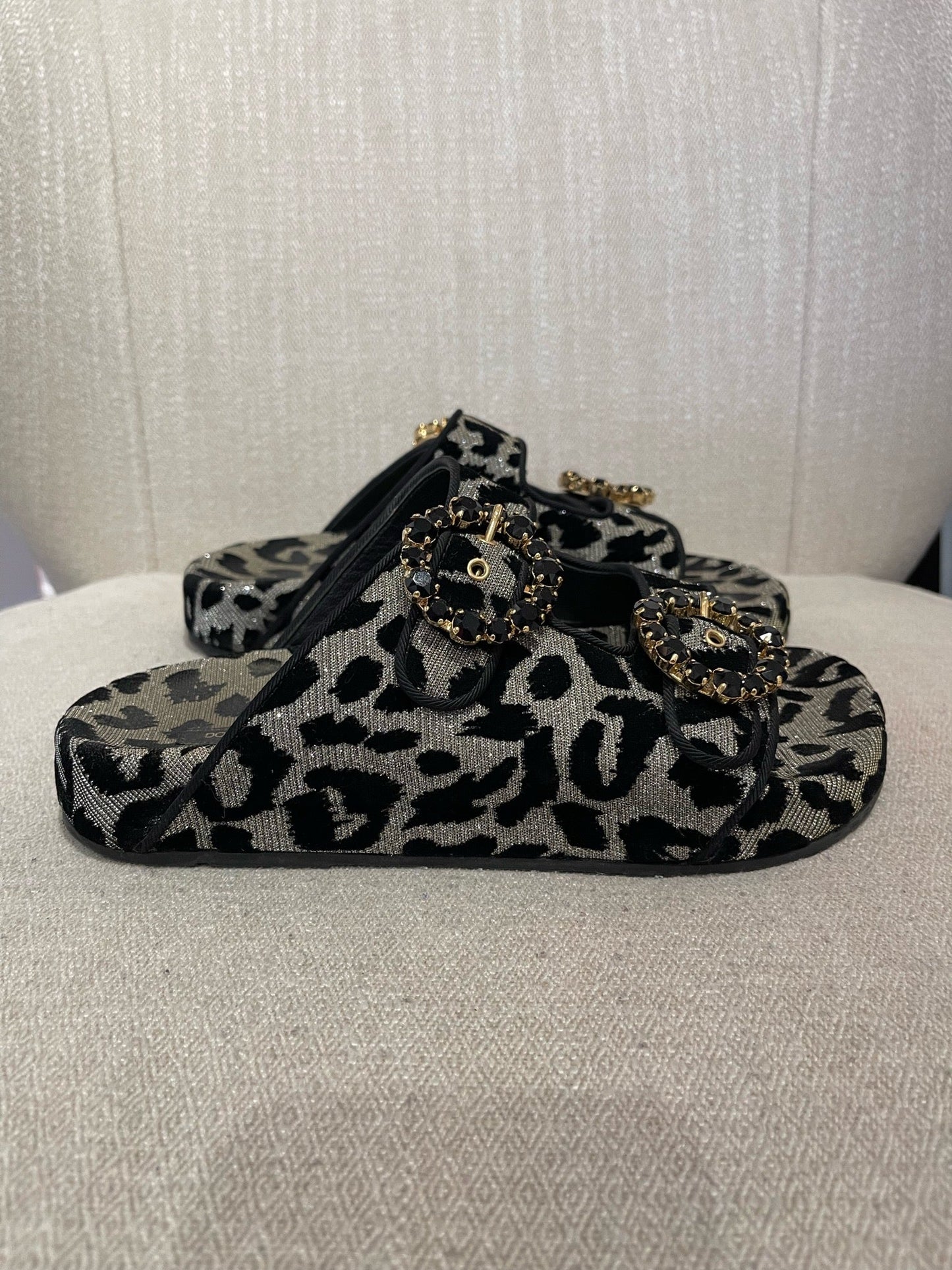 Sandales Dolce & Gabbana leopard T.37