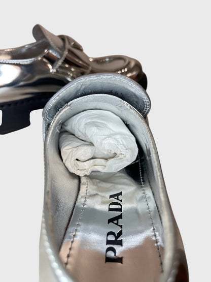 Derbies Prada argents T.35,5