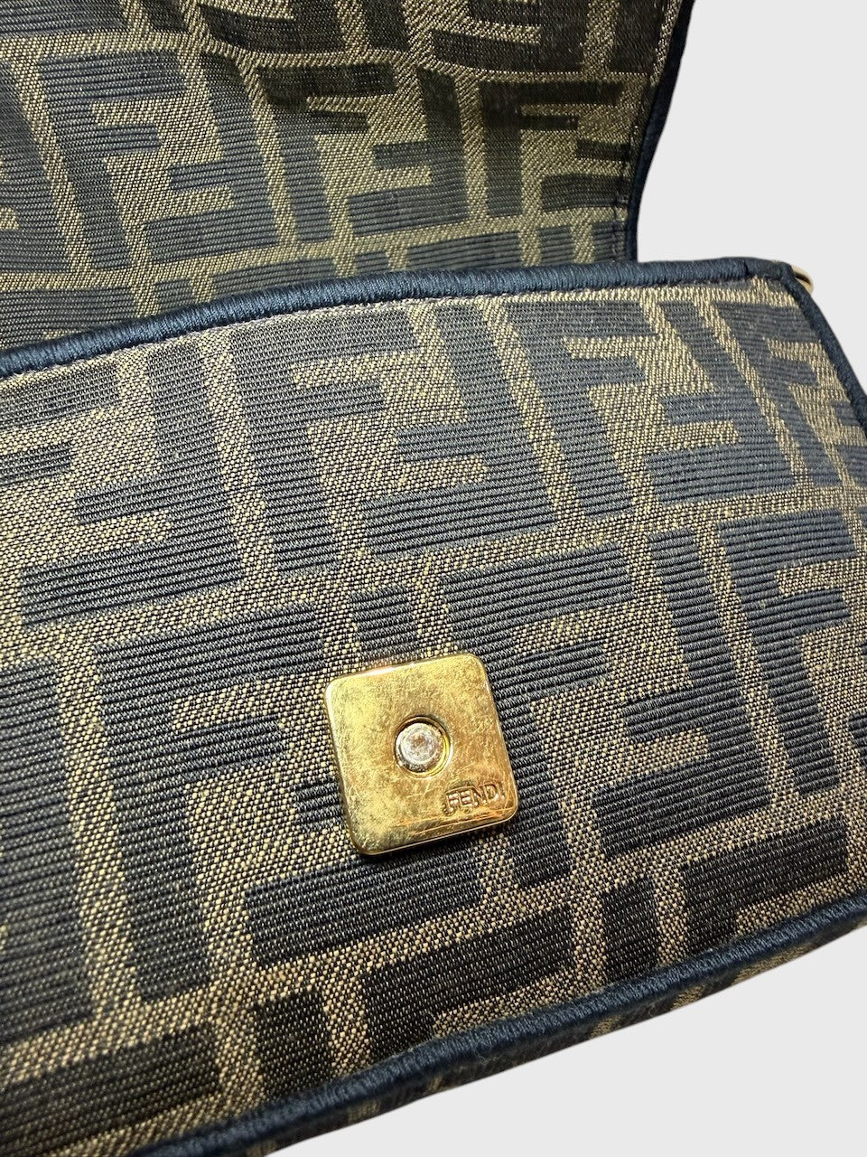 Sac Fendi Baguette FF marron