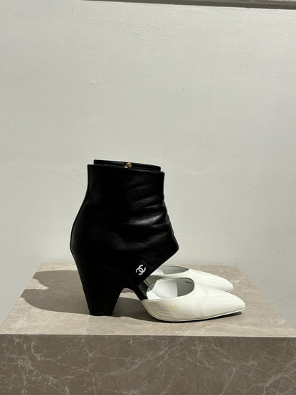 Bottines Chanel noir blanc T.41,5