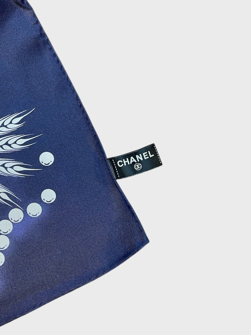 Foulard Chanel bleu marine