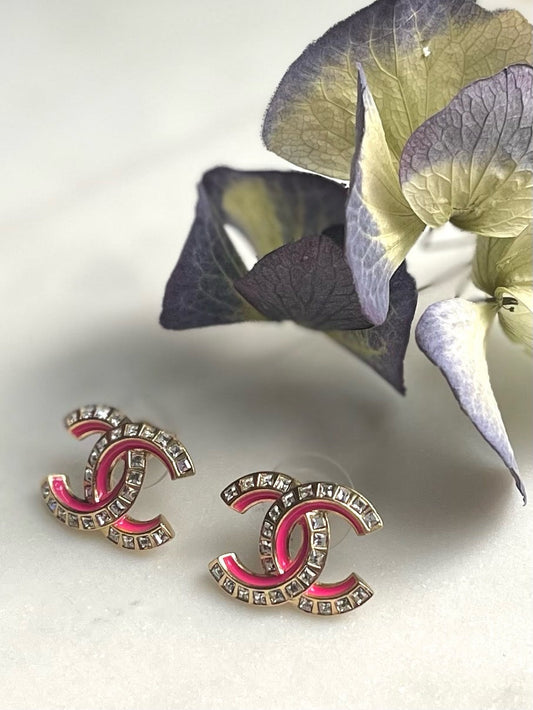 Boucles d'oreilles Chanel CC roses NEUVES