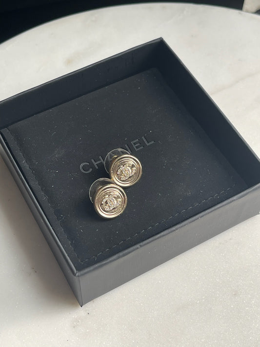 Boucles d'oreilles Chanel CC NEUVE