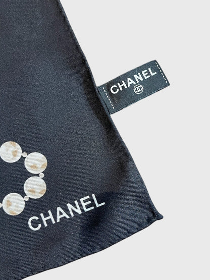 Foulard Chanel noir perles