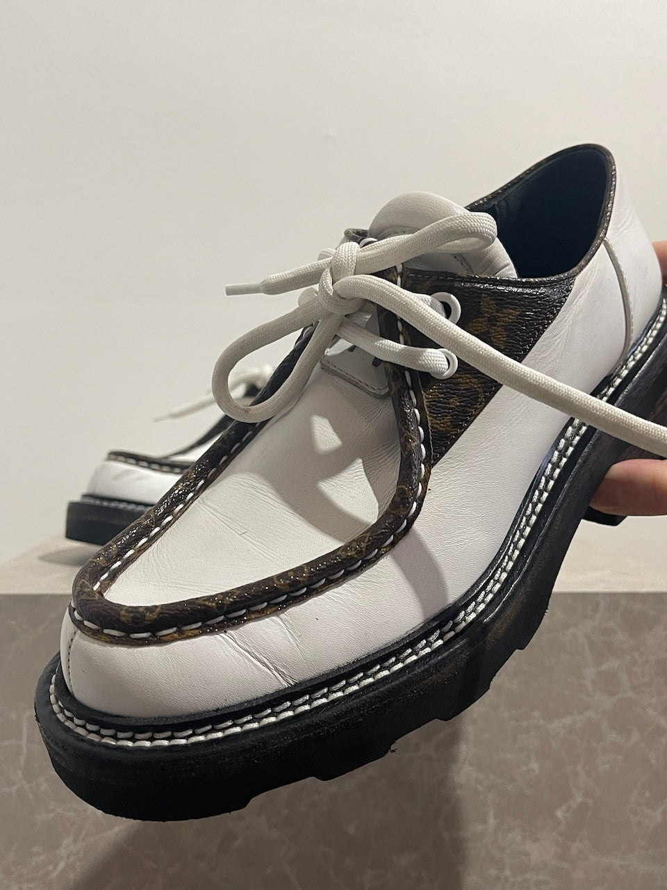 Derbies Louis Vuitton Beaubourg T.39
