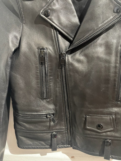 Perfecto Saint Laurent noir T.36