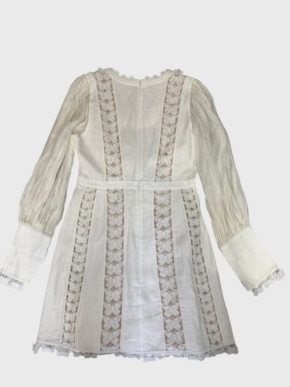 Robe Zimmermann blanche T.1