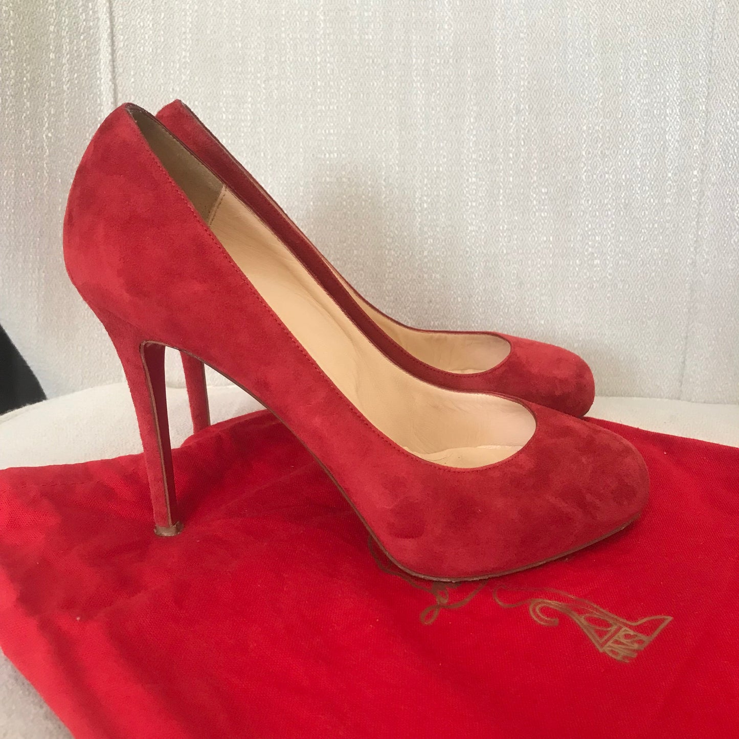 Escarpins Christian Louboutin rouge T.38,5